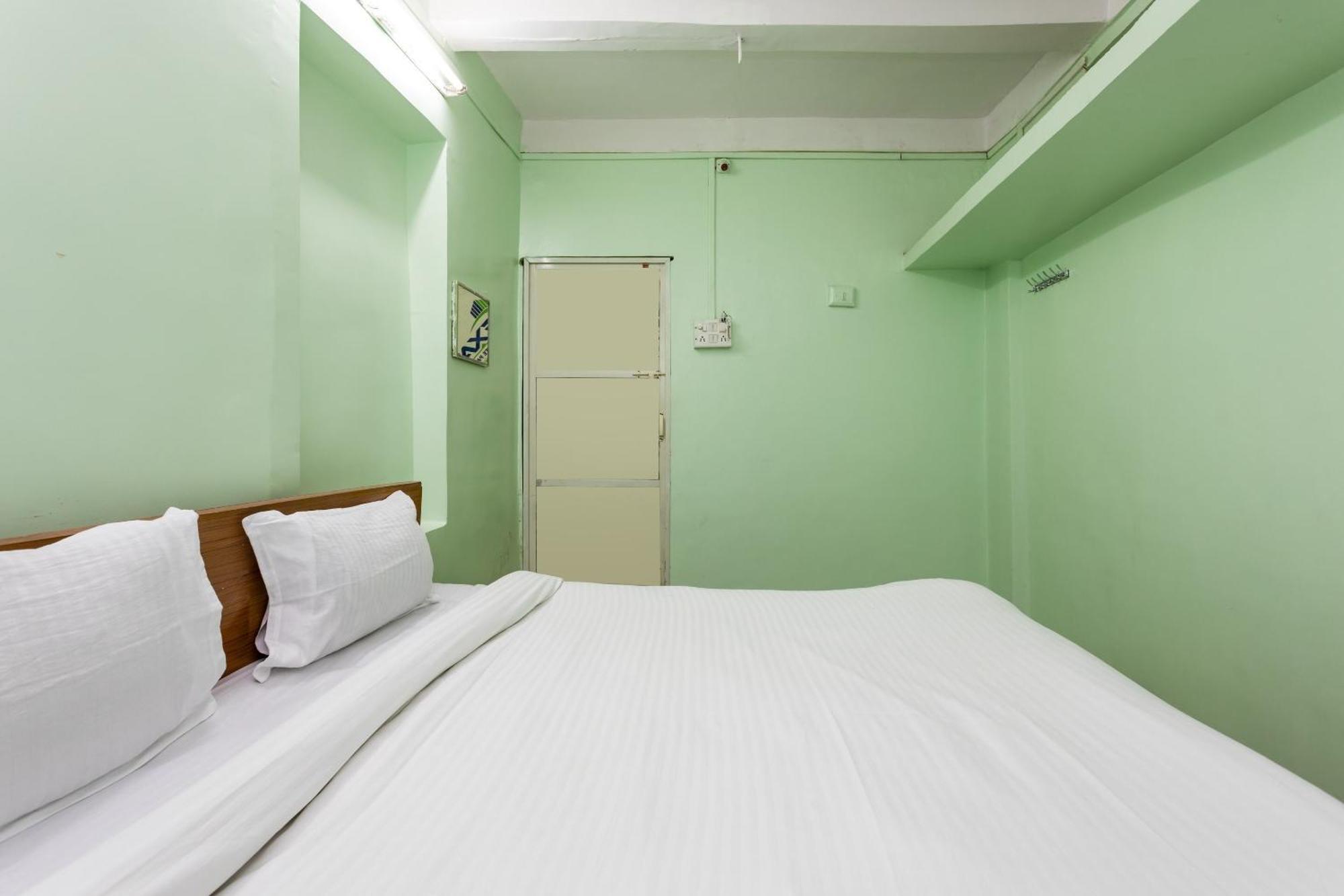 Spot On Hotel Sawera Indore Exterior photo