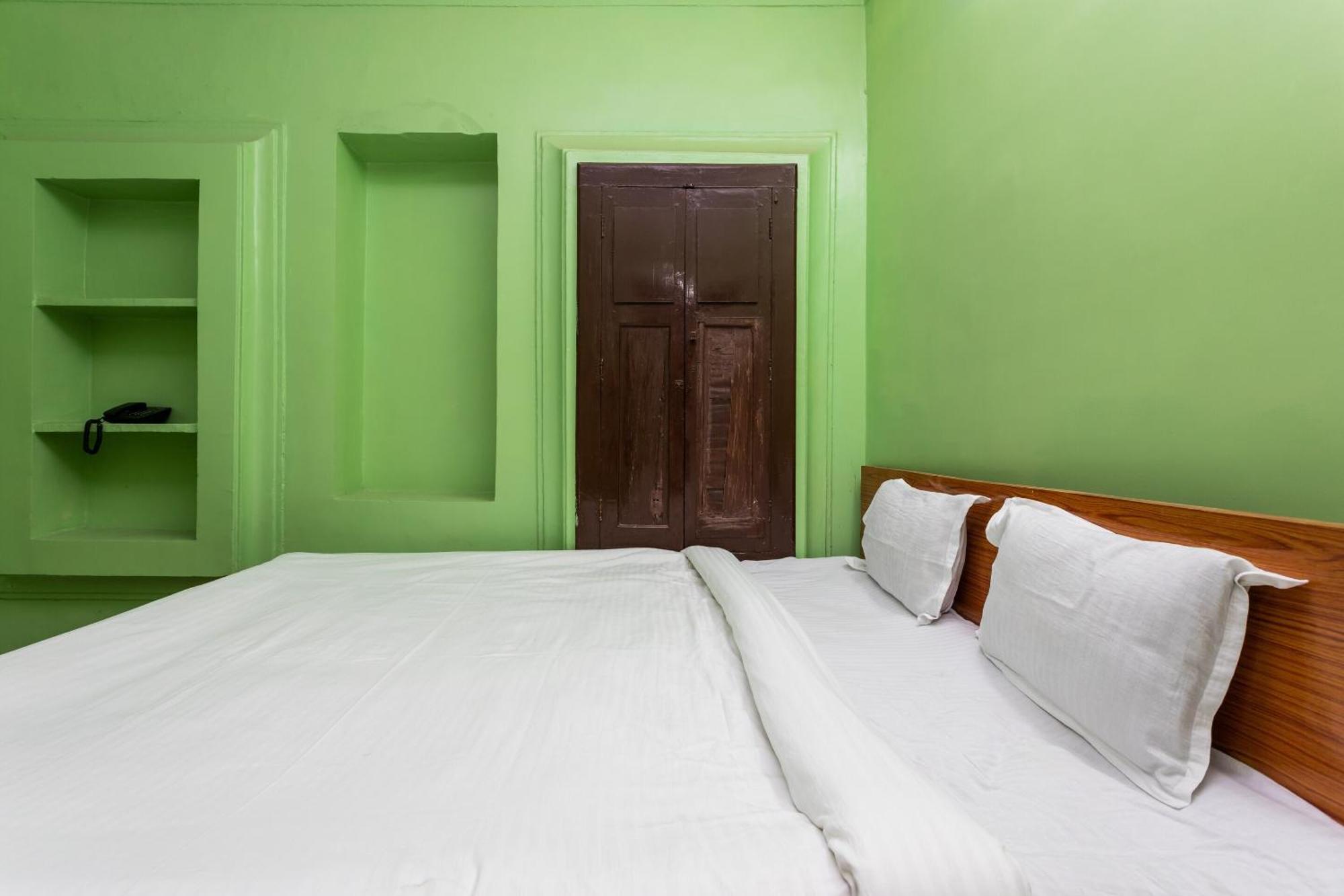 Spot On Hotel Sawera Indore Exterior photo