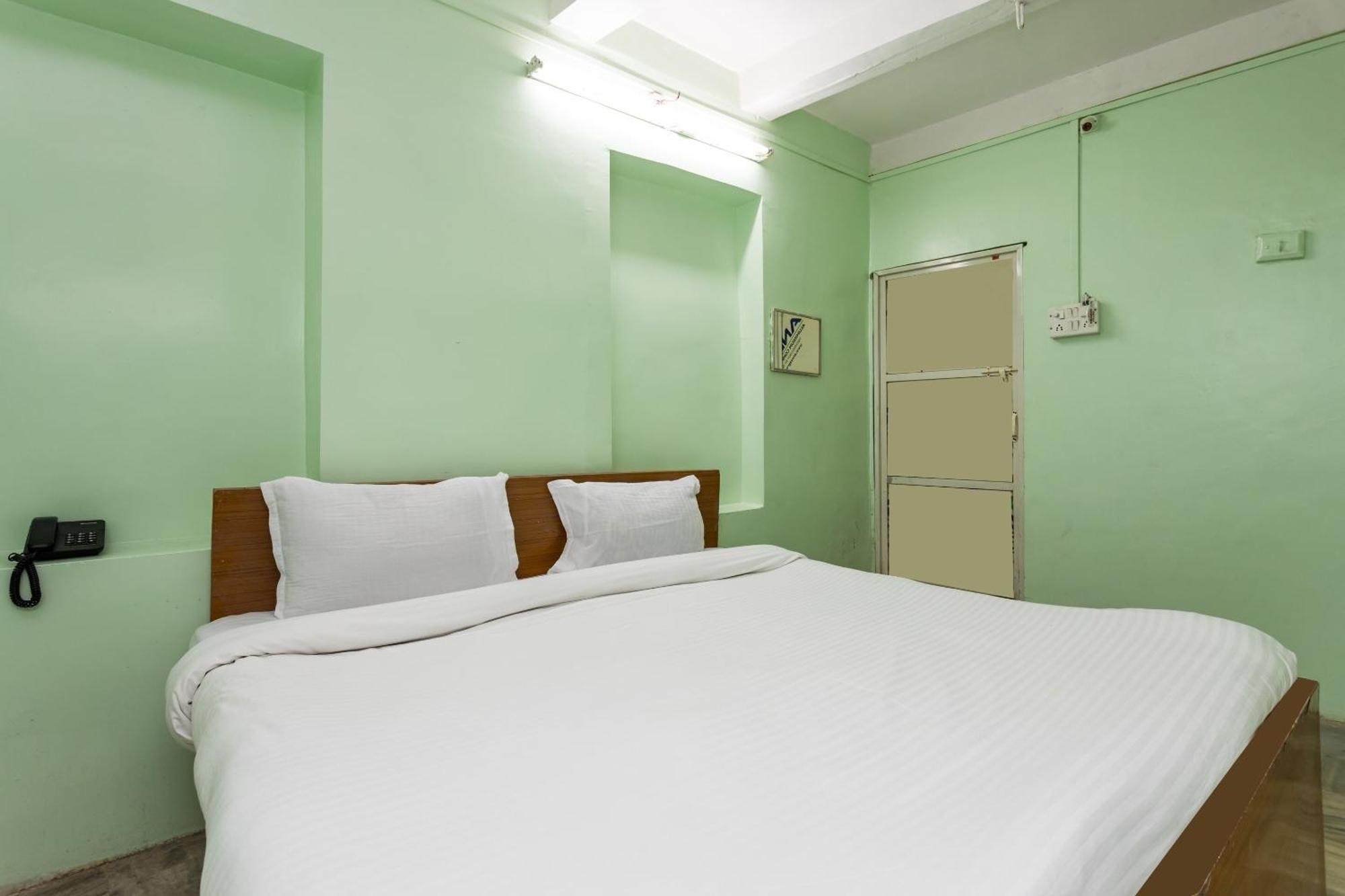 Spot On Hotel Sawera Indore Exterior photo