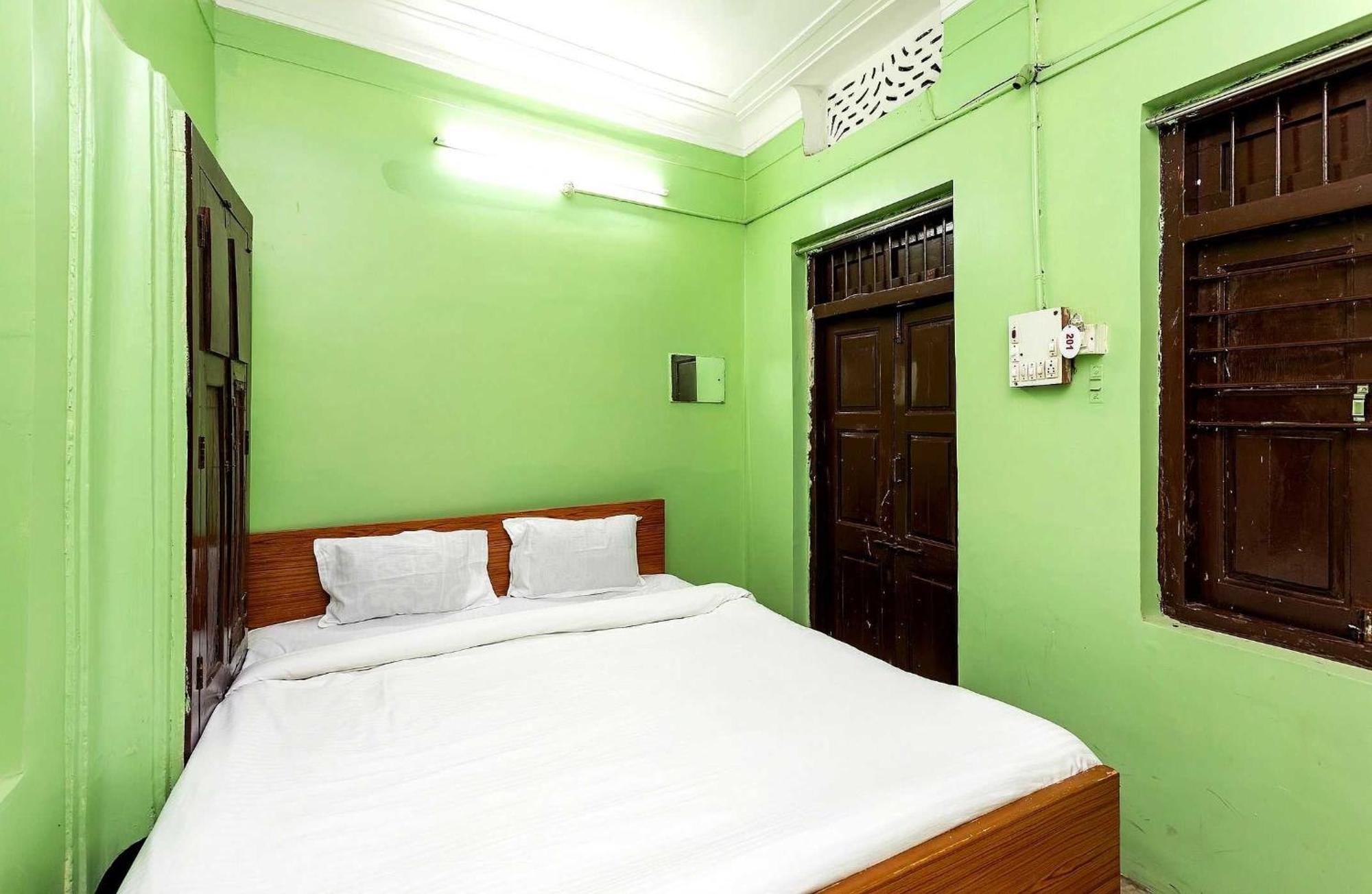 Spot On Hotel Sawera Indore Exterior photo